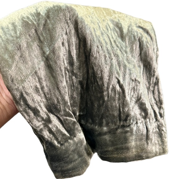 ETT TWA by Anthropologie Kinley Cropped Crushed Velvet Trouser Pants - Picture 6 of 7